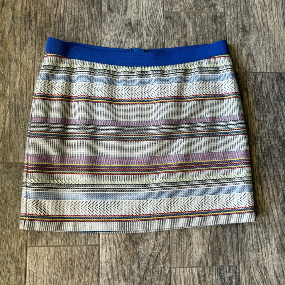 Gap mini skirt